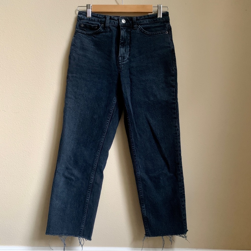 EUC Top Shop Black High Rise Cropped Ankle Straight Leg Jeans Raw Hem W26 L30